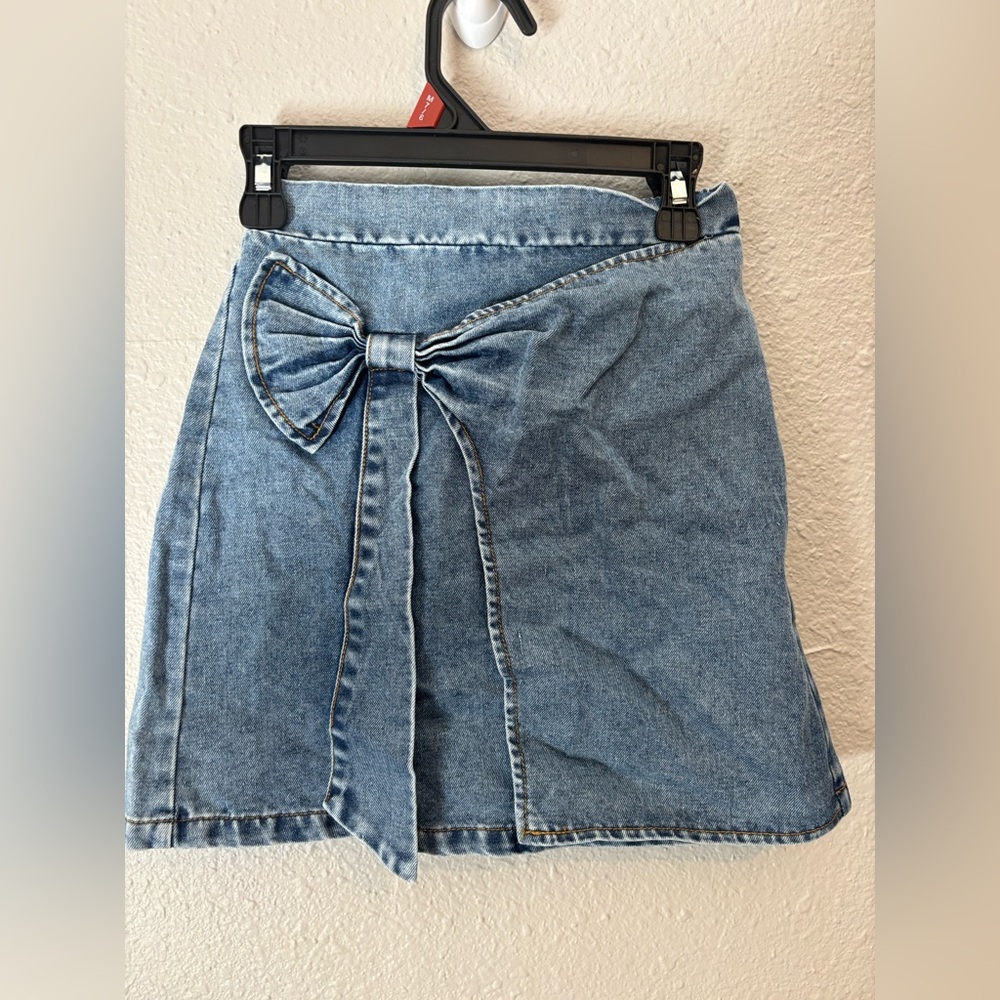 SHEIN Denim Mini Skirt with Front Bow - Blue - Picture 2 of 4
